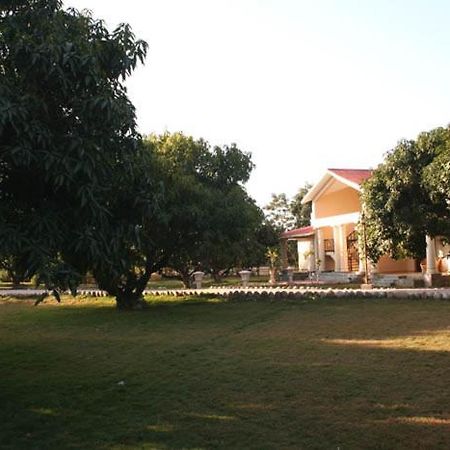 Nadiya Parao Garjia Exterior photo